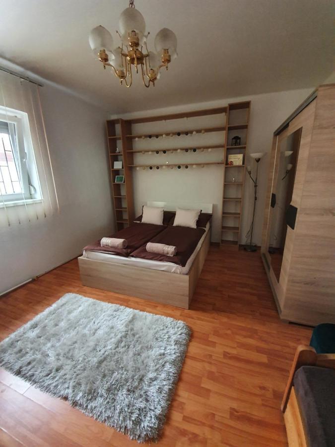Apartmán Orchidea Apartman Debrecín Exteriér fotografie